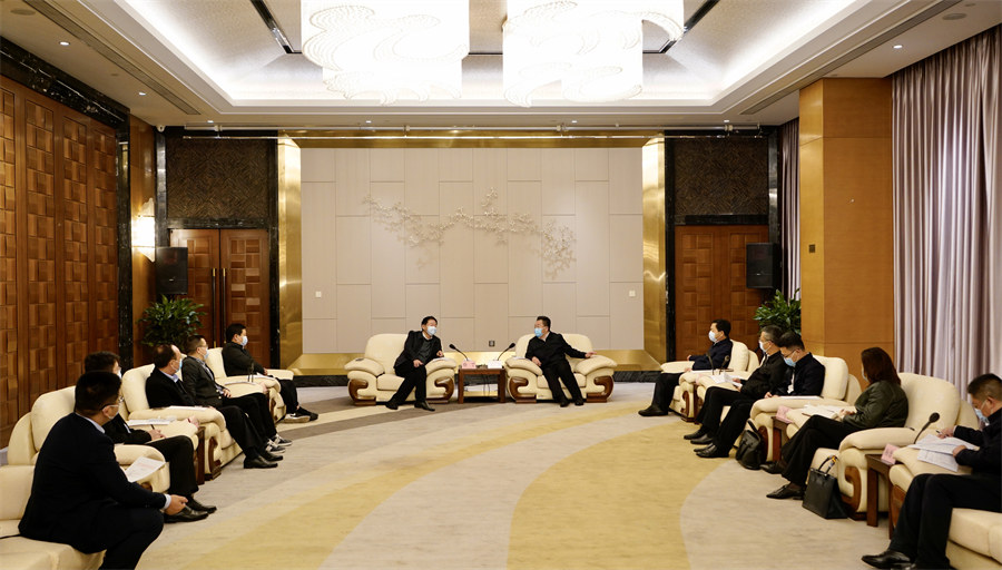 省必赢亚洲集团党委书记、董事长任丁率队赴南充调研