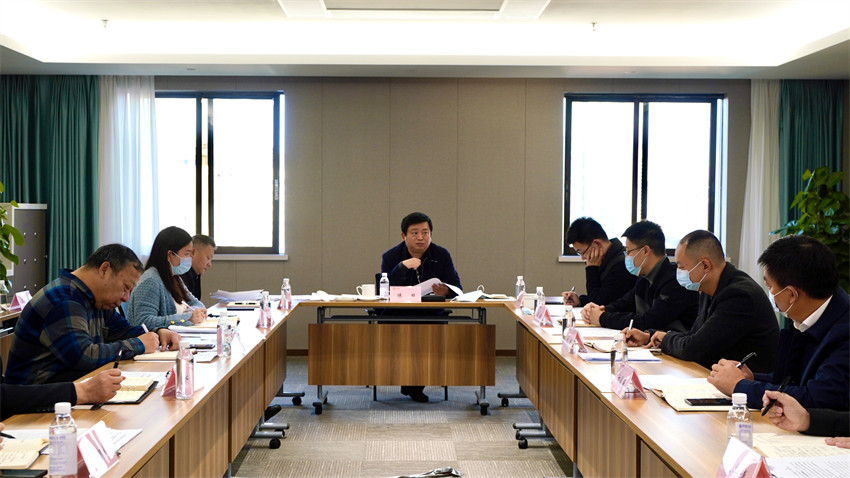 必赢亚洲集团召开加速推进规范董事会建设、司理层成员任期制和左券化治理等专项刷新事情催促会