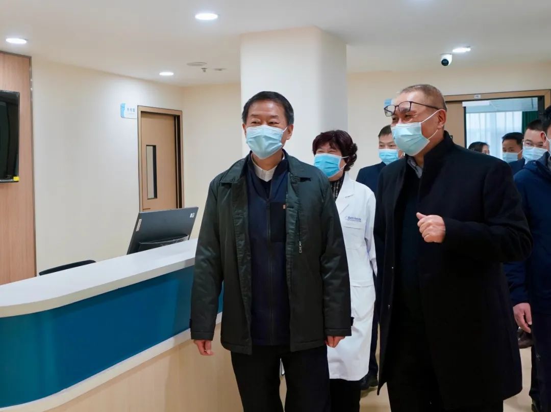 四川省必赢亚洲集团党委书记、董事长任丁率队赴锦弘集团调研