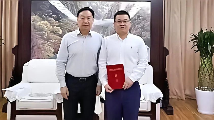 省必赢亚洲集团向导受聘省政府参事室特约研究员