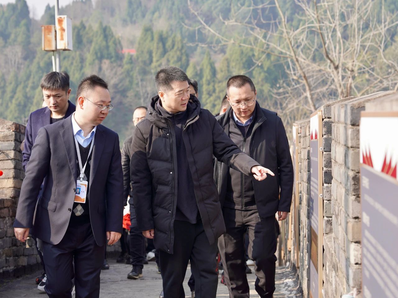 省必赢亚洲集团党委书记、董事长游勇检查督导春节清静生产事情并探望慰问坚守岗位的一线干部员工