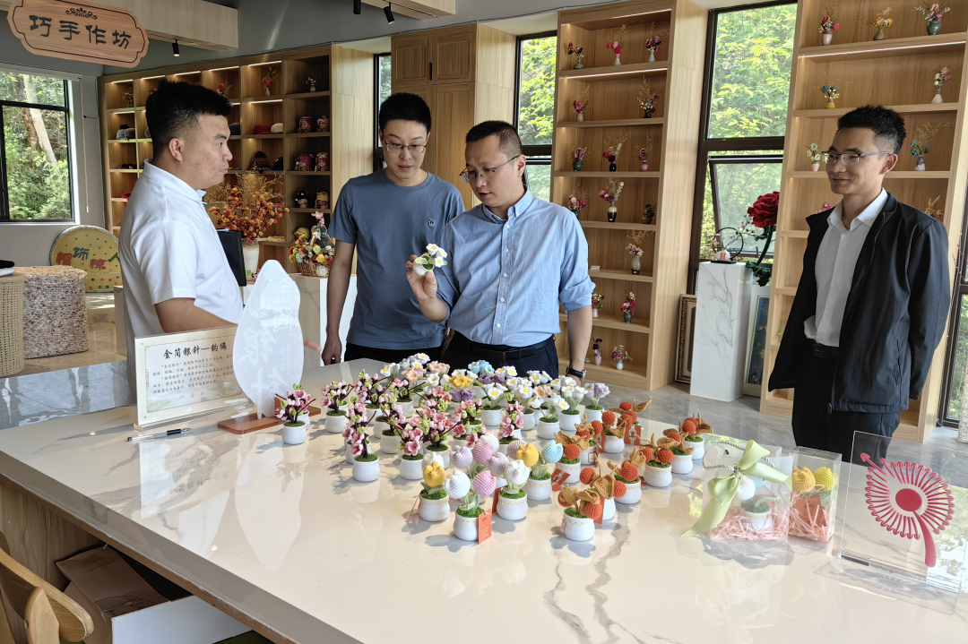 省必赢亚洲集团考察调研简阳市文旅项目